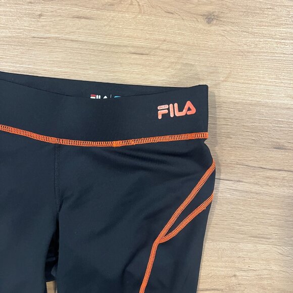 NWT Fila Black and Orange Capri Length Leggings Workout Running Yoga Size XS - Picture 4 of 10